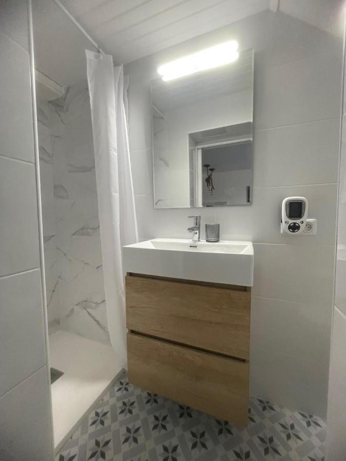 Appartement Avec Chambre Ouverte ブール・マダム エクステリア 写真