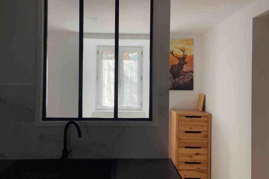 Appartement Avec Chambre Ouverte ブール・マダム エクステリア 写真